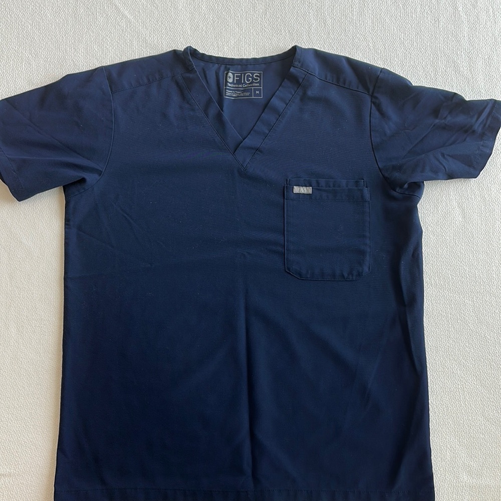 Men’s Figs Scrub Top Leon 3 Pocket Navy Blue Size Medium